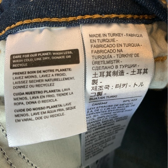 Levi's High Rise Women's Jeans - Dark Blue - Picture 5 of 7